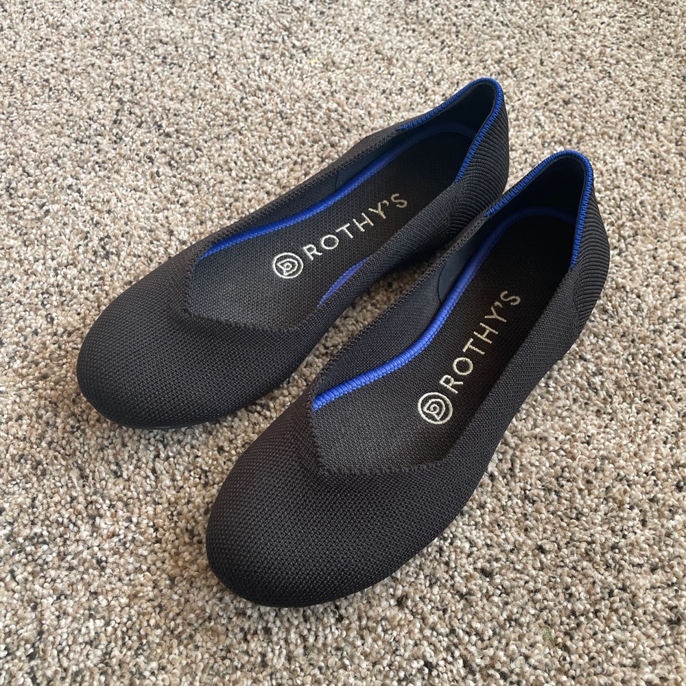 Rothy’s black flat
